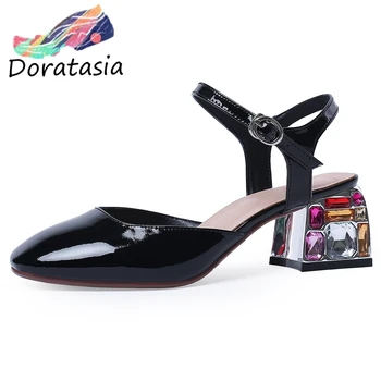 DORATASIA Ladies Fashion Office Patent Leather Sandals Cool Crystal High Heels Sandals Women Elegant Pointed Toe Shoes Woman
DORATASIA Ladies Fashion Office Patent Leather Sandals Cool Crystal High Heels Sandals Women Elegant Pointed Toe Shoes Woman