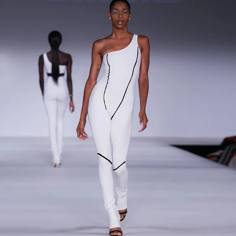 Elegant Lady Fitness Skinny Sleeveless Line Print Fashion Jumpsuit High Street Catwalk Women Summer One Shoulder Sexy Jumpsuit
Elegant Lady Fitness Skinny Sleeveless Line Print Fashion Jumpsuit High Street Catwalk Women Summer One Shoulder Sexy Jumpsuit