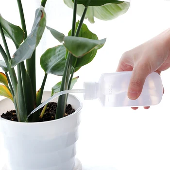 500ml/250ml Sprayer Bottles Handheld Pouring Kettle Garden Bottle For Plants Portable Squeeze Plant Flower Spray Bottle Watering 
500ml/250ml Sprayer Bottles Handheld Pouring Kettle Garden Bottle For Plants Portable Squeeze Plant Flower Spray Bottle Watering