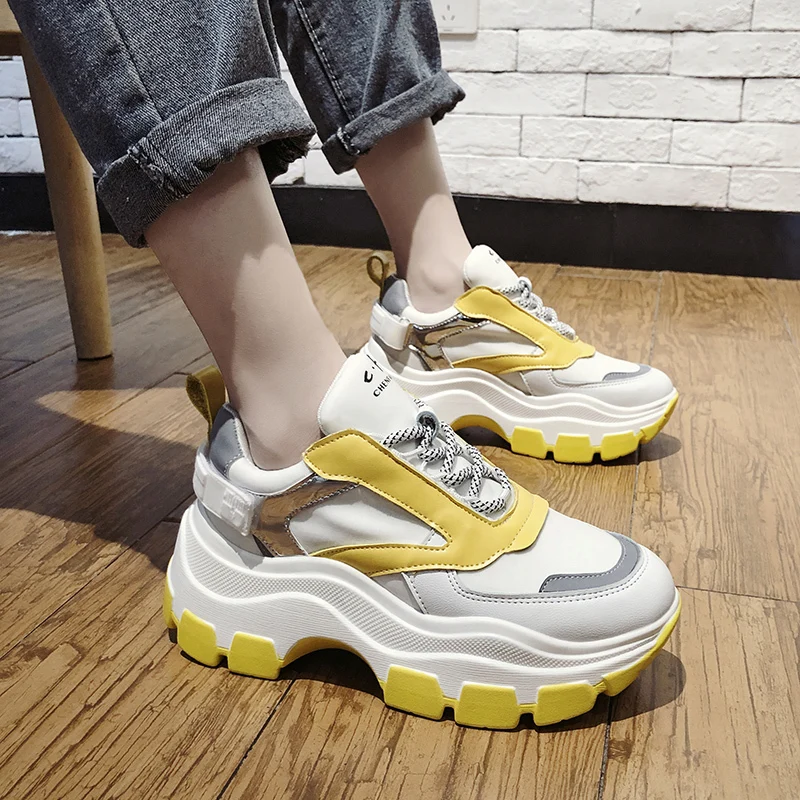 6 Cm High Platform Sneakers Women Casual Shoes Trendy Non-slip Wear-resistant Sole White Black Chunky Sneakers Ins Dad Shoes
6 Cm High Platform Sneakers Women Casual Shoes Trendy Non-slip Wear-resistant Sole White Black Chunky Sneakers Ins Dad Shoes