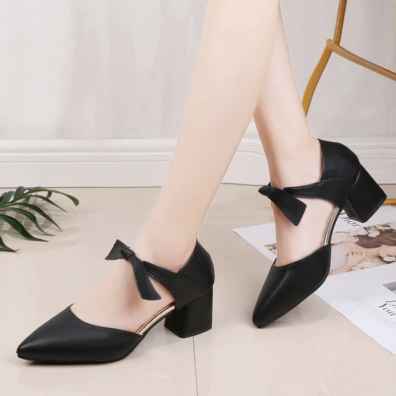 2020 Summer New Style Chunky High Heel Shoes Europe And America Fashion Pointed Sandals WOMEN'S Shoes Hot Selling
2020 Summer New Style Chunky High Heel Shoes Europe And America Fashion Pointed Sandals WOMEN'S Shoes Hot Selling