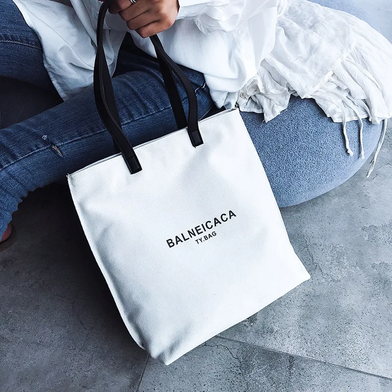 Area Canvas Large Capacity Shopping Bag Lettered Simple One-Shoulder Diagonal Handbag
Area Canvas Large Capacity Shopping Bag Lettered Simple One-Shoulder Diagonal Handbag