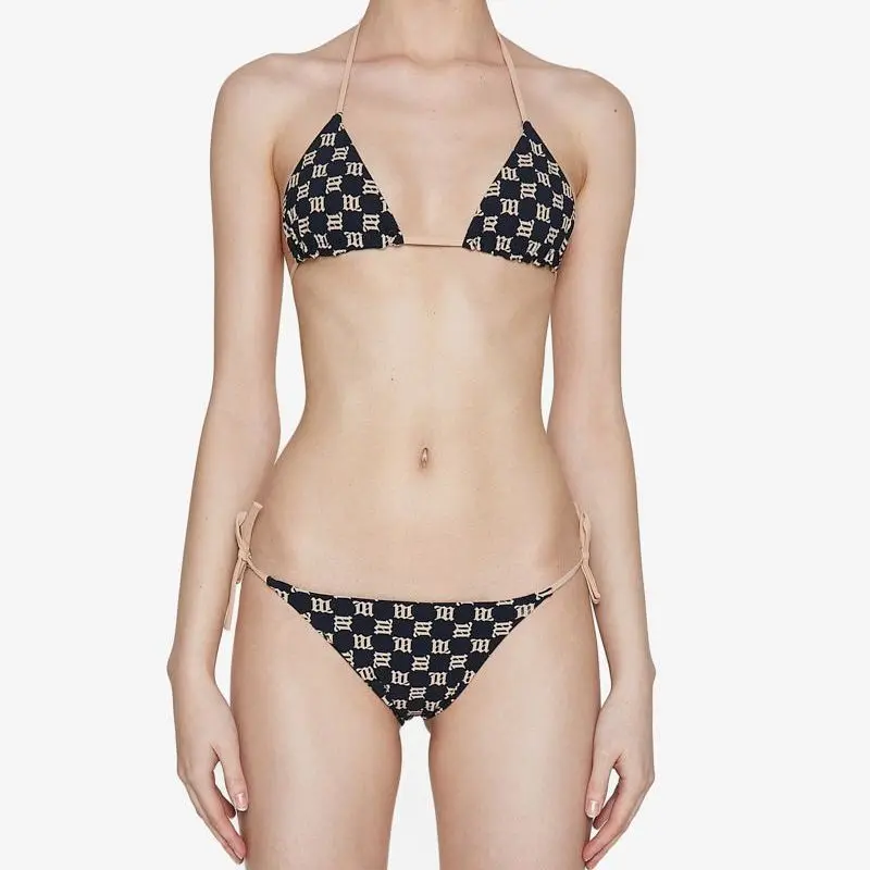 Фото Лето 2022 модный бренд нишевой дизайн бикини с надписями сексуальный купальник