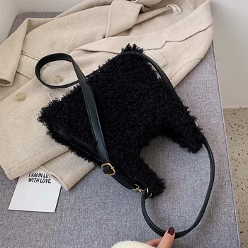 Plush Messenger Bag Female PU Wild Ins Fashion Tide Solid Casual Bag Shoulder Underarm HandBag Designer Bags Felpa Bolso De Mano 
Plush Messenger Bag Female PU Wild Ins Fashion Tide Solid Casual Bag Shoulder Underarm HandBag Designer Bags Felpa Bolso De Mano