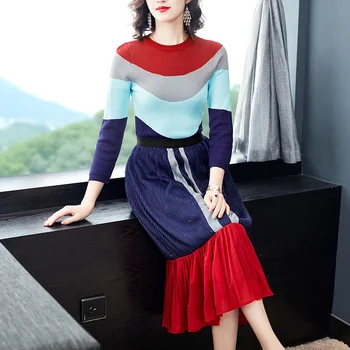 Spring Autumn Women Two Piece Set Striped Stretch Knit Sweater Top+Hit color Elastic Waist Shiny Sequined Pleated Skirt Set
Spring Autumn Women Two Piece Set Striped Stretch Knit Sweater Top+Hit color Elastic Waist Shiny Sequined Pleated Skirt Set