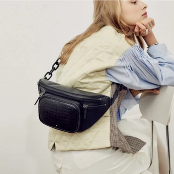 2020 Fashion Acrylic Chain Crocodile Stitching Belt Bag Women's Shoulder Messenger Bags Designer Purse Trendy Shoulder Bag
2020 Fashion Acrylic Chain Crocodile Stitching Belt Bag Women's Shoulder Messenger Bags Designer Purse Trendy Shoulder Bag