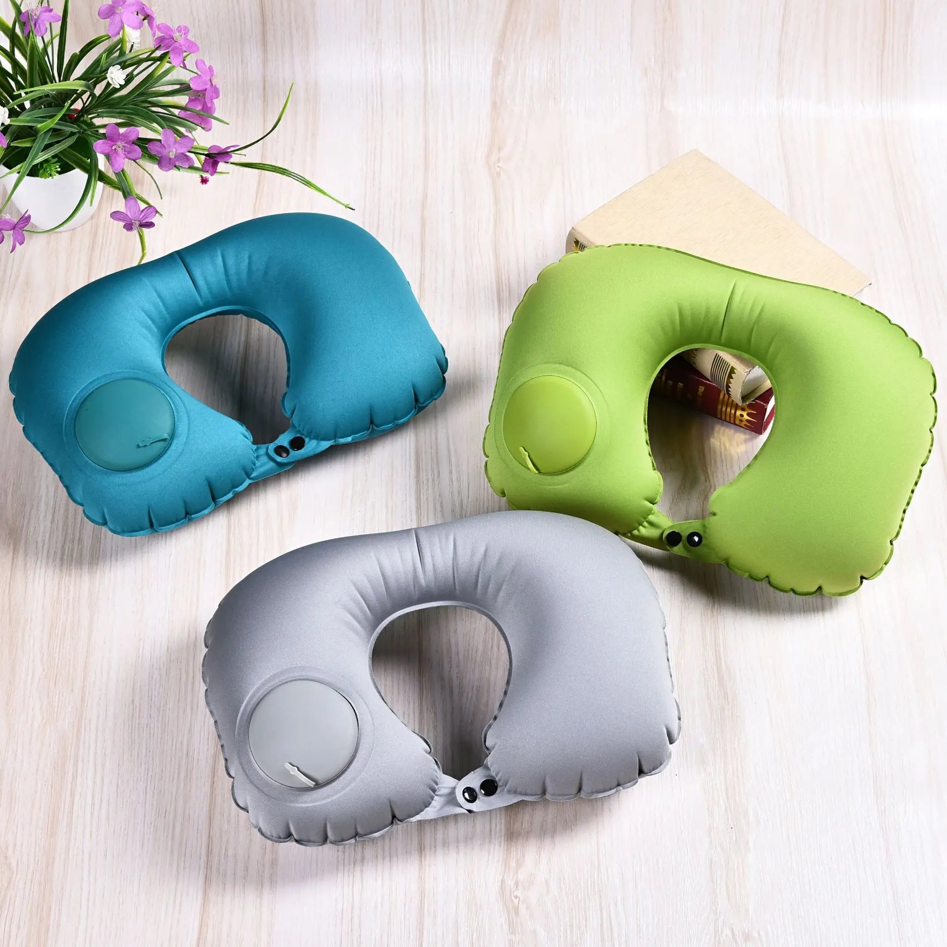 1PC Multi Colors TPU Inflatable Neck Pillow Travel U Shape Air Pillow Neckrest Portable Head Rest Pillows In Flight Cushion
1PC Multi Colors TPU Inflatable Neck Pillow Travel U Shape Air Pillow Neckrest Portable Head Rest Pillows In Flight Cushion