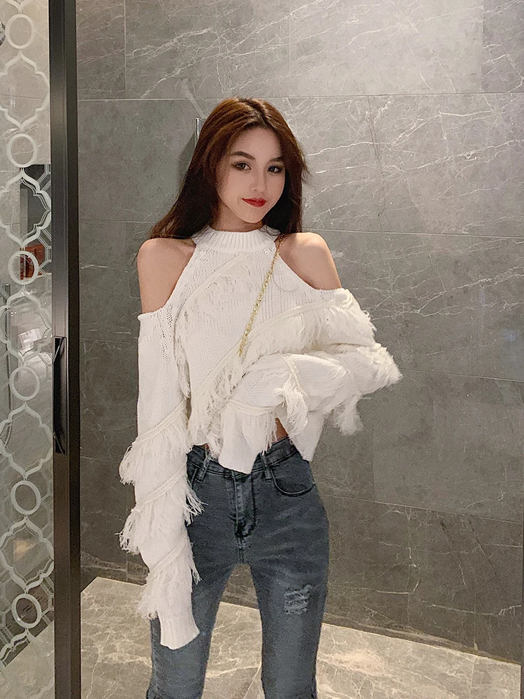 Halter sweater female 2019 autumn tassel solid slim for girls knitted crop top off shoulder casual
Halter sweater female 2019 autumn tassel solid slim for girls knitted crop top off shoulder casual