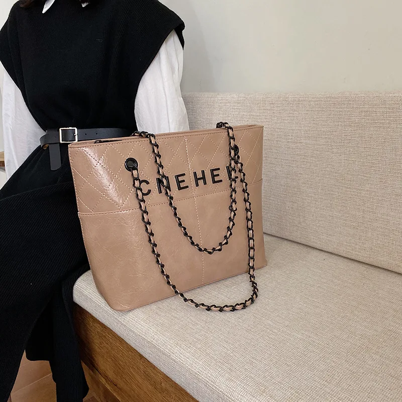 Versatile Rhombus Chain Tote Bag France Non-mainstream Shoulder Bag 2019 Autumn And Winter New Style Fashion Sense Shoulder Bag
Versatile Rhombus Chain Tote Bag France Non-mainstream Shoulder Bag 2019 Autumn And Winter New Style Fashion Sense Shoulder Bag