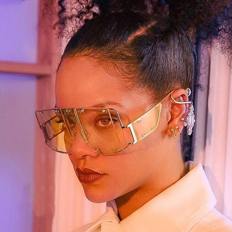 Luxury Brand Gothic Punk Sunglasses Women 2021 trend Oversized Rivet Sunglass Female Bulk Steampunk Sun Glasses Shades For Women
Luxury Brand Gothic Punk Sunglasses Women 2021 trend Oversized Rivet Sunglass Female Bulk Steampunk Sun Glasses Shades For Women
