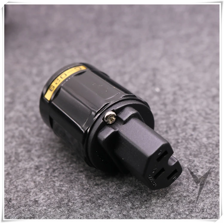 YIVO P-029 C-029 audio video power female schuko IEC male connectors US 02