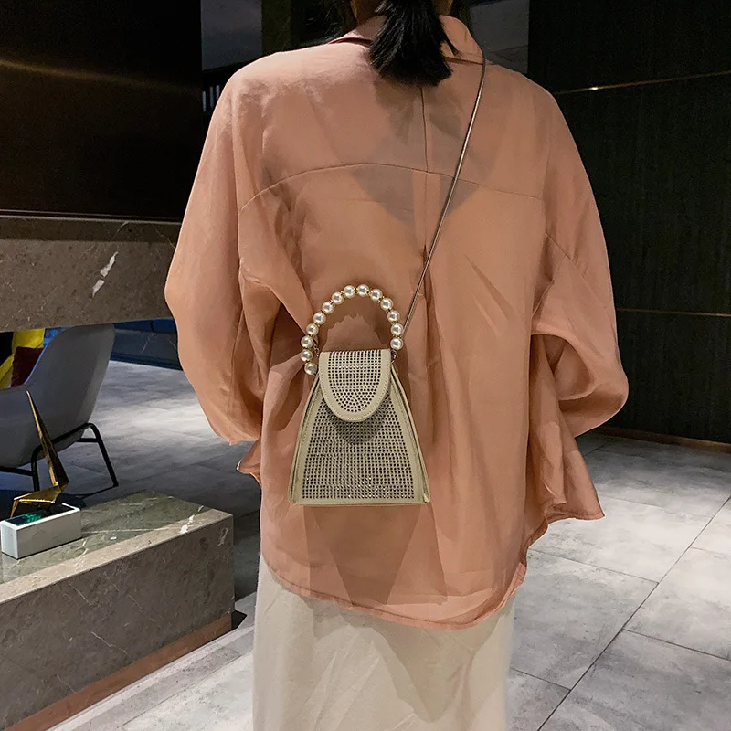 New Arrival INS Full of Crystals Bag Women's 2019 New Style Korean-style Versatile Shoulder Fashion Pearl Hand Chain Shoulder Ba
New Arrival INS Full of Crystals Bag Women's 2019 New Style Korean-style Versatile Shoulder Fashion Pearl Hand Chain Shoulder Ba