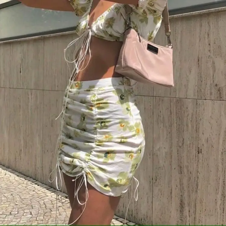 2020 Spring High Waist Drawstring Pleated Blogger-Flower Printed Pleated Skirt Skirt
2020 Spring High Waist Drawstring Pleated Blogger-Flower Printed Pleated Skirt Skirt