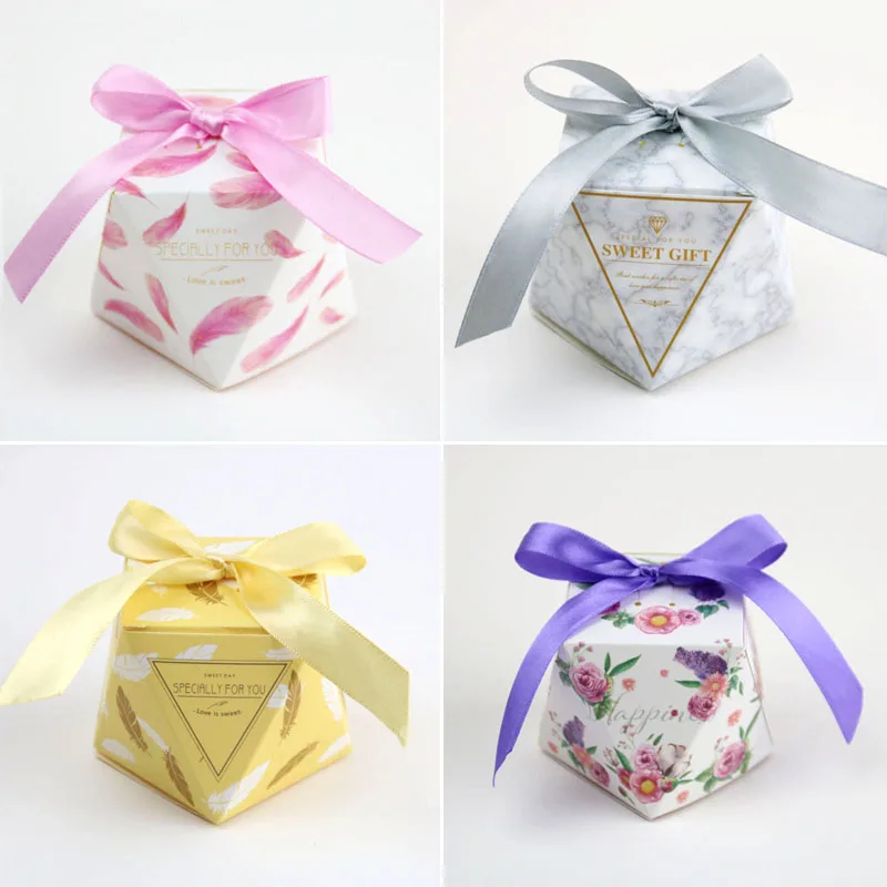 20pcs Octagonal Exquisite Candy Boxes Creative Bow Knot European Style Candy Sweet Boxes Wedding Birthday Party Gift Boxes
20pcs Octagonal Exquisite Candy Boxes Creative Bow Knot European Style Candy Sweet Boxes Wedding Birthday Party Gift Boxes