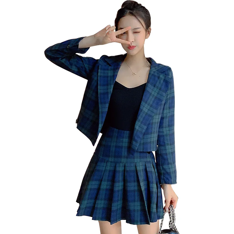 Fashion Women Plaid Skirt Suits Double-Breasted Notched Blazer Short Jacket+Pleated Mini Skirts Two Piece OL Sets Female Outfits
Fashion Women Plaid Skirt Suits Double-Breasted Notched Blazer Short Jacket+Pleated Mini Skirts Two Piece OL Sets Female Outfits
