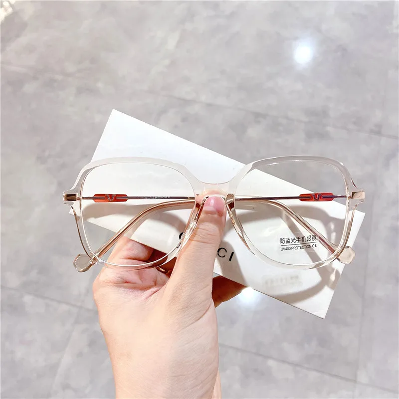 TR8833 Korean-style Light Weight TR90 Box Transparent Gradient Frame-Blueray Optical Glasses Frame V Mirror Leg Wholesale
TR8833 Korean-style Light Weight TR90 Box Transparent Gradient Frame-Blueray Optical Glasses Frame V Mirror Leg Wholesale