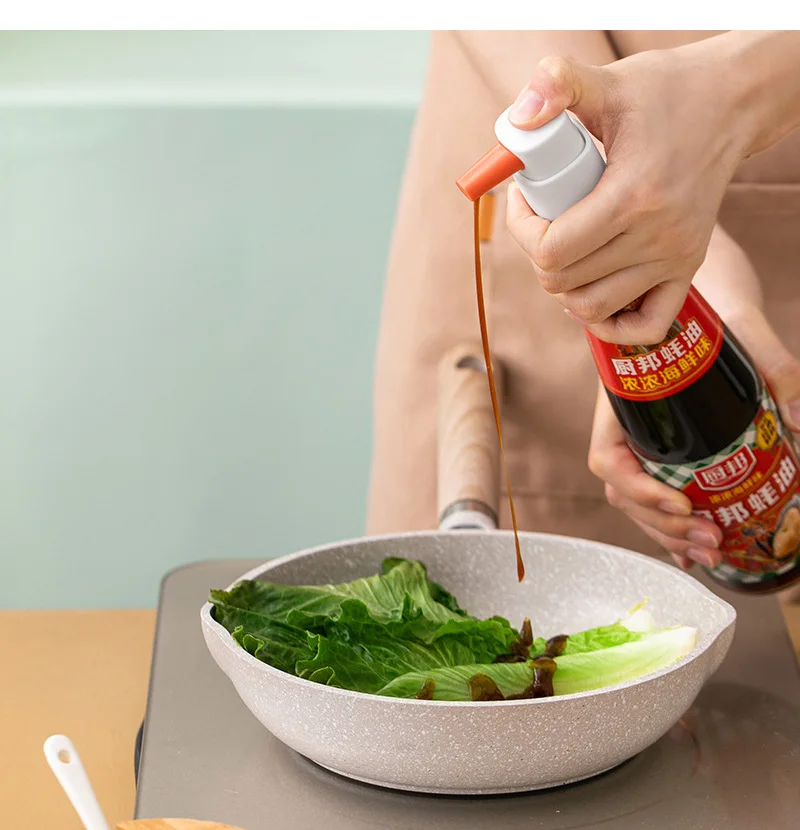 Generic Ketchup Pump Syrup Pump Sauce Nozzle PushType Sauce Pressure Bottle Oyster Vinegar