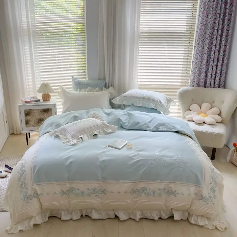 Korean Princess Embroidered Bedding Set 600TC Egyptian Cotton 3D Flowers Lace Pleating Queen King Size Sheet Set 4Pcs for Home
Korean Princess Embroidered Bedding Set 600TC Egyptian Cotton 3D Flowers Lace Pleating Queen King Size Sheet Set 4Pcs for Home