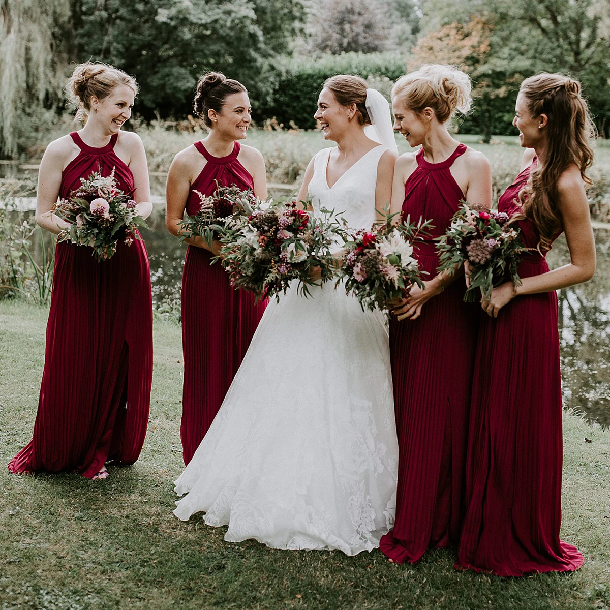 Шифоновое Платье макси с лямкой на шее, Бордовое платье подружки невесты, индивидуальный пошив, большие размеры, с открытой спиной, ТРАПЕЦИЕВИДНОЕ Плиссированное вечернее платье для гостей свадьбы
Шифоновое Платье макси с лямкой на шее, Бордовое платье подружки невесты, индивидуальный пошив, большие размеры, с открытой спиной, ТРАПЕЦИЕВИДНОЕ Плиссированное вечернее платье для гостей свадьбы