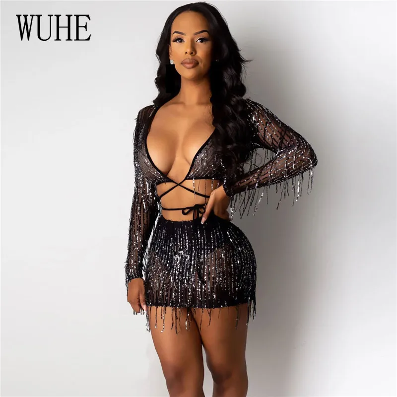2019 Winter Women's set Ful sleeve Perspective mesh sequins tassel top bodycon short skirt suit two piece set tracksuit GLCY8150
2019 Winter Women's set Ful sleeve Perspective mesh sequins tassel top bodycon short skirt suit two piece set tracksuit GLCY8150