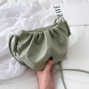 Spring ins small bag female 2020 popular new Korean version of the wild one-shoulder messenger fashion cloud bag 
Spring ins small bag female 2020 popular new Korean version of the wild one-shoulder messenger fashion cloud bag