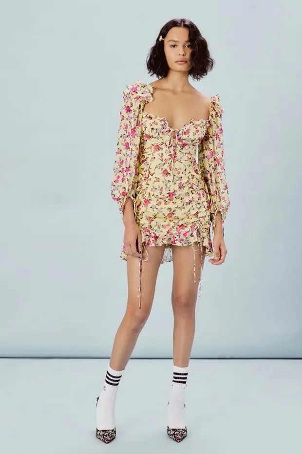 Western Style 2019 Summer New Style Slim Fit Slimming Drawstring Flounced Lace-up Yellow Base Small Flower Dress Short Skirt Wom
Western Style 2019 Summer New Style Slim Fit Slimming Drawstring Flounced Lace-up Yellow Base Small Flower Dress Short Skirt Wom
