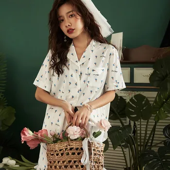 Fiklyc New Pajamas Women Spring And Summer Ice Silk Thin Section Loose Printing Short Sleeve Shorts Two-Piece Home Service
Fiklyc New Pajamas Women Spring And Summer Ice Silk Thin Section Loose Printing Short Sleeve Shorts Two-Piece Home Service