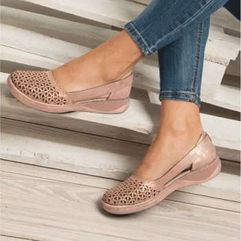 2020 explosion models flat bottom solid color sandals female European and American large size hollow
2020 explosion models flat bottom solid color sandals female European and American large size hollow