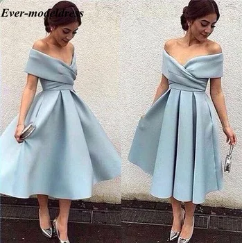 Light Sky Blue Tea Length Bridesmaid Dresses 2019 Off The Shoulder Simple Zipper Back Garden Wedding Guest Dresses Cheap Robes
Light Sky Blue Tea Length Bridesmaid Dresses 2019 Off The Shoulder Simple Zipper Back Garden Wedding Guest Dresses Cheap Robes
