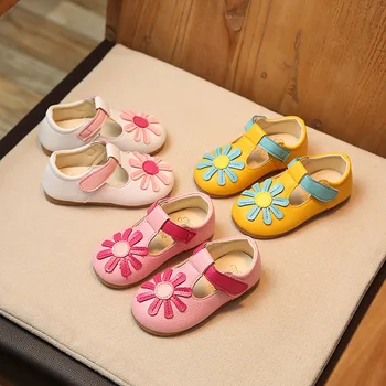 Fashion Flat for Girls Leather Candy Color Girl Shoes Cute Flower Baby Girls Anti Slip Flat Toddler Girls Princess Shoes 1-3year 
Fashion Flat for Girls Leather Candy Color Girl Shoes Cute Flower Baby Girls Anti Slip Flat Toddler Girls Princess Shoes 1-3year