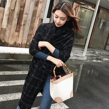 Fashion Large Scarves Women Long Cashmere Winter Wool Blend Wrap Scarf Female Shawls New Designer Pashmina Lady Wraps Foulard
Fashion Large Scarves Women Long Cashmere Winter Wool Blend Wrap Scarf Female Shawls New Designer Pashmina Lady Wraps Foulard