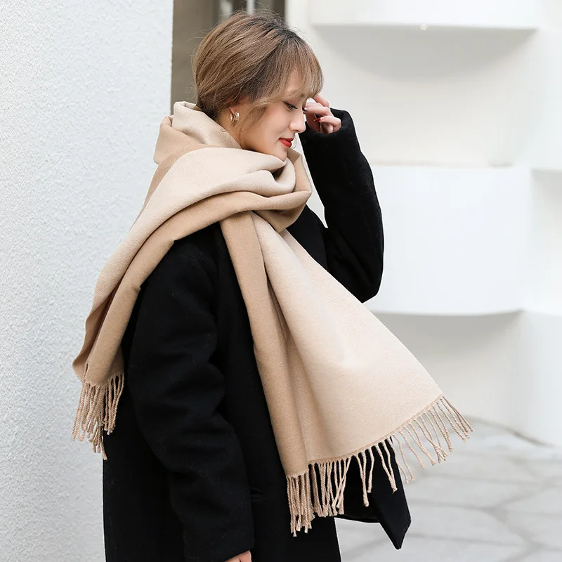 2020 autumn and winter new core yarn AB version color-blocking scarf female fringe long beard warm shawl fashionable wild bib
2020 autumn and winter new core yarn AB version color-blocking scarf female fringe long beard warm shawl fashionable wild bib