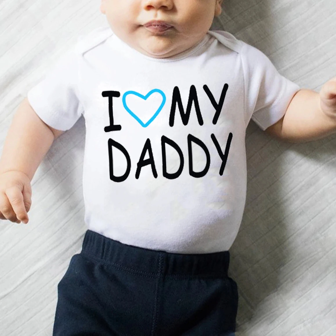 I Love My Daddy Fashion Baby Clothes Girl Bodysuit Baby Boy Clothes Cotton Short Sleeve O-neck Newborn Kids Rompers 0-24 Months
I Love My Daddy Fashion Baby Clothes Girl Bodysuit Baby Boy Clothes Cotton Short Sleeve O-neck Newborn Kids Rompers 0-24 Months