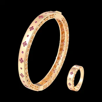 Fateama Simple Bangle And Ring Women's Jewelry Set Chain frame with different colors zircon plum shaped classic popular jewelry
Fateama Simple Bangle And Ring Women's Jewelry Set Chain frame with different colors zircon plum shaped classic popular jewelry