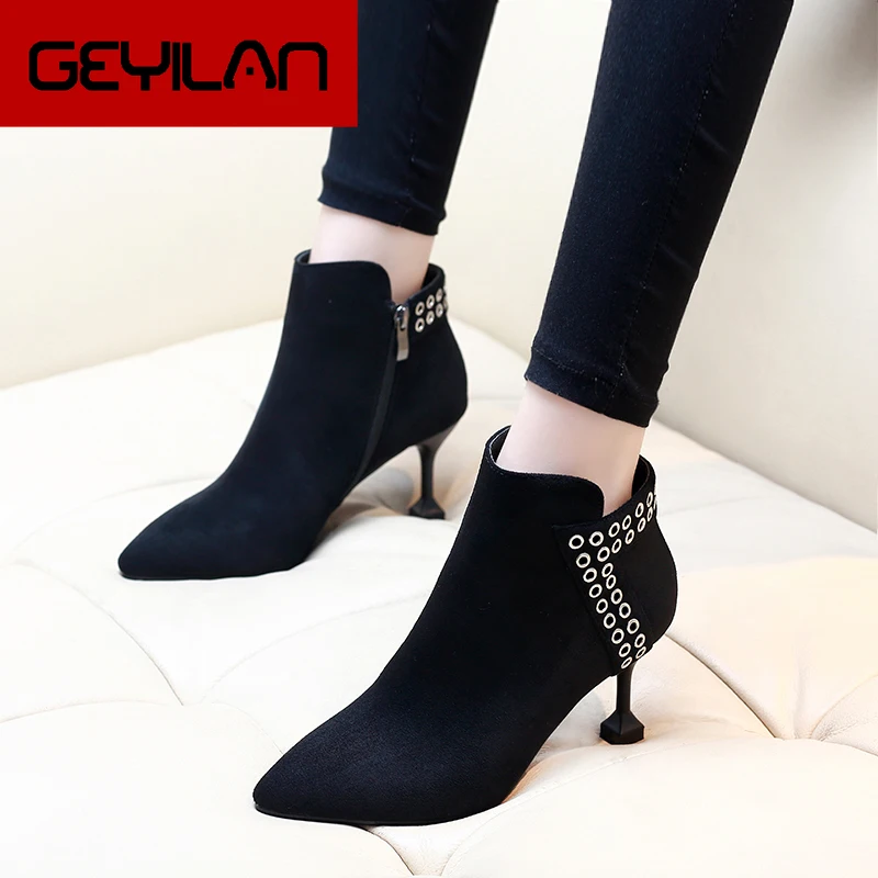 Sexy Rivet Black Ankle Boots For Women Shoes Pointed Toe Thin High Heels Bootas Mujer Femme Zipper Chelsea Boots CH-A0109
Sexy Rivet Black Ankle Boots For Women Shoes Pointed Toe Thin High Heels Bootas Mujer Femme Zipper Chelsea Boots CH-A0109