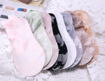 Spring And Summer New Fashion Women's Socks Bright Color Lace Socks Short Socks
Spring And Summer New Fashion Women's Socks Bright Color Lace Socks Short Socks