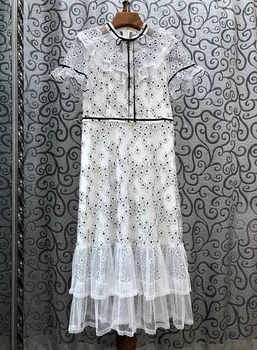

2020 Spring and Summer New Women's Neckline Lace Color Ruffled Splicing ci xiu hua Perspective Dress 414