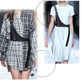 2020 PU leather one shoulder suspender belt Brief Irregular Personality Girdle Women Fashion Tide All-match Spring Summer 
2020 PU leather one shoulder suspender belt Brief Irregular Personality Girdle Women Fashion Tide All-match Spring Summer