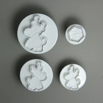 (10set/lot)Free shipping FDA High Quality 4pcs Cartoon Cow&Ribbon Plunger Cutter Cake Fondant Mold set
(10set/lot)Free shipping FDA High Quality 4pcs Cartoon Cow&Ribbon Plunger Cutter Cake Fondant Mold set