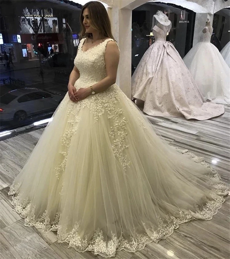 ANGELSBRIDEP V-Neck Ball Gown Wedding Dress Robe De Mariee Luxury Applique Beaded Tulle Formal Bridal Gowns Custom Made Train
ANGELSBRIDEP V-Neck Ball Gown Wedding Dress Robe De Mariee Luxury Applique Beaded Tulle Formal Bridal Gowns Custom Made Train