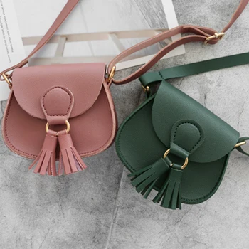 2019 Mini Women Messenger Bags Pu leather Women Shoulder Bag Tassel Solid Clutches Chain Women Crossbody Bags Tote
2019 Mini Women Messenger Bags Pu leather Women Shoulder Bag Tassel Solid Clutches Chain Women Crossbody Bags Tote