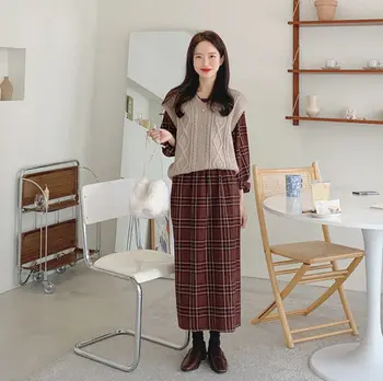 Girls sweater Autumn knitting vest Suits plaid Women Dresses Female Dress long suit Robe Femme Vestido Vintage Sell separately
Girls sweater Autumn knitting vest Suits plaid Women Dresses Female Dress long suit Robe Femme Vestido Vintage Sell separately