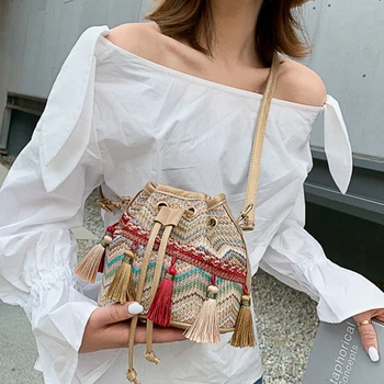 2020 Women Tassel Straw Bucket Bag Ladies Summer Chinese Style Knitting Shoulder Crossbody Small Soft String Leisure Hand Bags
2020 Women Tassel Straw Bucket Bag Ladies Summer Chinese Style Knitting Shoulder Crossbody Small Soft String Leisure Hand Bags