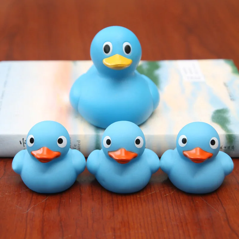Classic blue duck large size small baby bath floating water toy duck swimming pool game game duck gift toy
Classic blue duck large size small baby bath floating water toy duck swimming pool game game duck gift toy