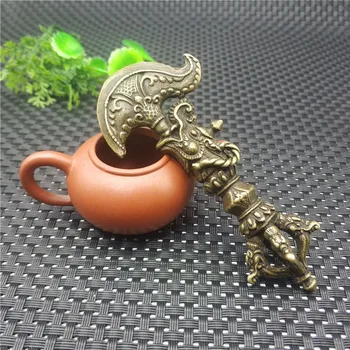 Pure Copper Dragon Head King Kong Axe King Kong Pestle Tantric Nepal Dharma Ethnic Style Decoration Evil Protection Pendant
Pure Copper Dragon Head King Kong Axe King Kong Pestle Tantric Nepal Dharma Ethnic Style Decoration Evil Protection Pendant