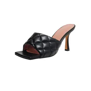 2020 Women Leather Quilted High Heel Sandals luxury Chic Square Toe Slippers Retro High Heels Sexy Women Summer Outdoor Slipper
2020 Women Leather Quilted High Heel Sandals luxury Chic Square Toe Slippers Retro High Heels Sexy Women Summer Outdoor Slipper