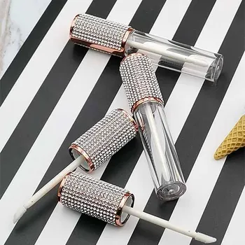 Empty Round Lip Gloss Tube High Grade Clear Plastic Lip Glaze Containers Filling Bottle Cosmetic Packaging Container 
Empty Round Lip Gloss Tube High Grade Clear Plastic Lip Glaze Containers Filling Bottle Cosmetic Packaging Container