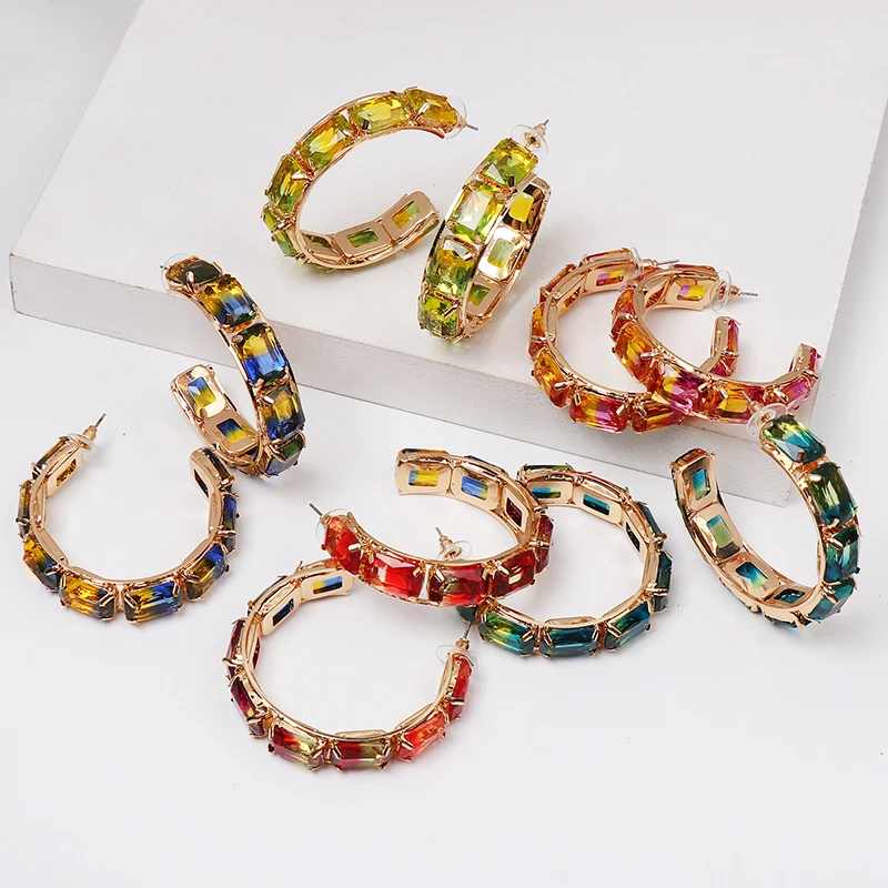 Fashion Hoop Earrings European and American Simple Earrings Sweet Temperament Metal Earrings for Women and Girls Free Shipping
Fashion Hoop Earrings European and American Simple Earrings Sweet Temperament Metal Earrings for Women and Girls Free Shipping