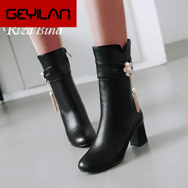 Sexy Women High Heel Boots Warm Fur Shoes Women Winter Mid Calf Boots Flower Crystal Wedding Party Shoes Size 32-43
Sexy Women High Heel Boots Warm Fur Shoes Women Winter Mid Calf Boots Flower Crystal Wedding Party Shoes Size 32-43