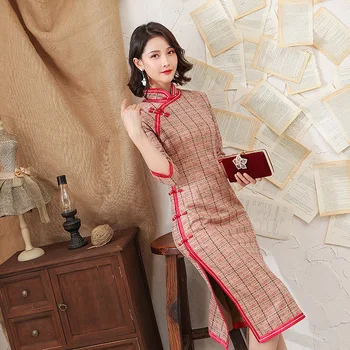 Vintage Plaid Elegant Women Velour Qipao Chinese Traditional Mandarin Collar Classic Cheongsam Sexy Tight Short Vestidos 5XL
Vintage Plaid Elegant Women Velour Qipao Chinese Traditional Mandarin Collar Classic Cheongsam Sexy Tight Short Vestidos 5XL